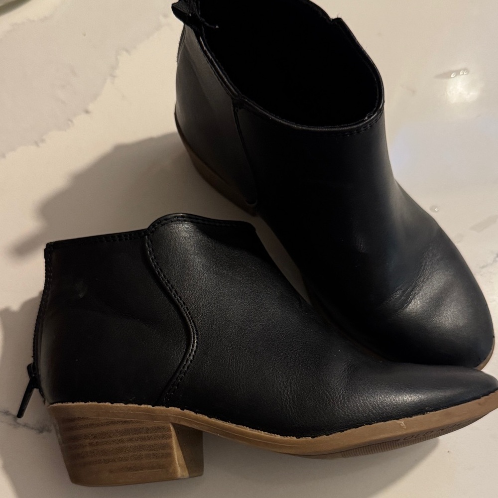 Girls size 13 Black Ankle Boots